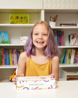 Little kid amazed with her wipalabox